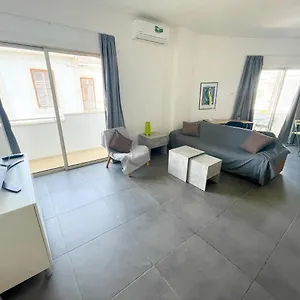 https://high-speed-holiday-apartment.hotelsatayianapa.com