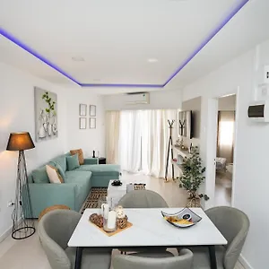 Apartament Lazuli & Pool 501, Larnaca